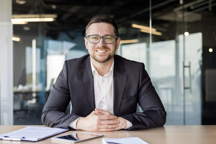 Männermode für das Büro: Stilvolle Outfit-Ideen und Business-Looks