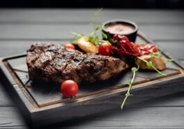 Die perfekte Steakpfanne – Wie Männer zuhause Steaks in Steakhouse-Qualität brutzeln können